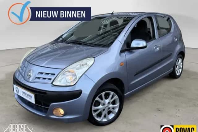 Nissan Pixo (2010) thumbnail 1