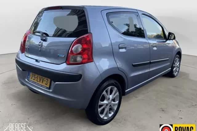 Nissan Pixo (2010) thumbnail 3