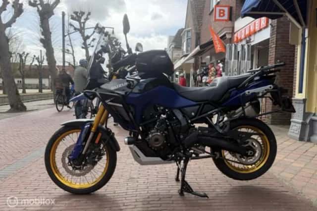 Suzuki 800 (2024) thumbnail 2