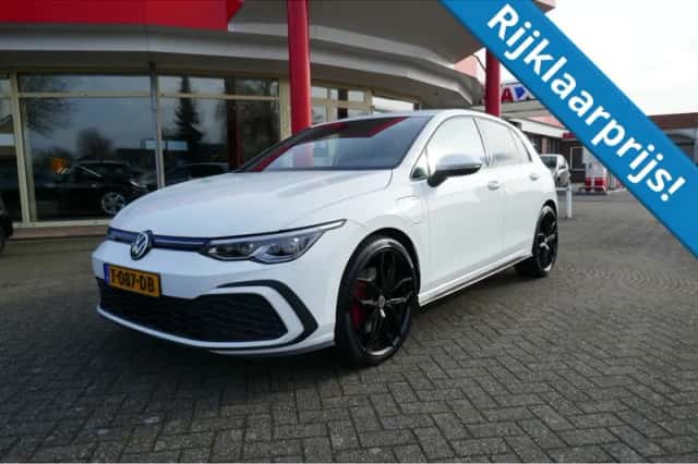 Volkswagen Golf (2020) thumbnail 1
