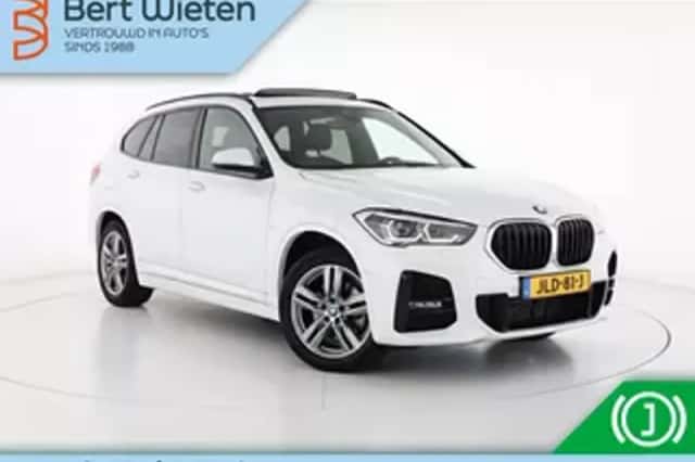 BMW X1 (2022) thumbnail 1