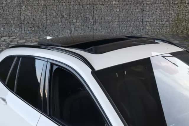 BMW X1 (2022) thumbnail 6