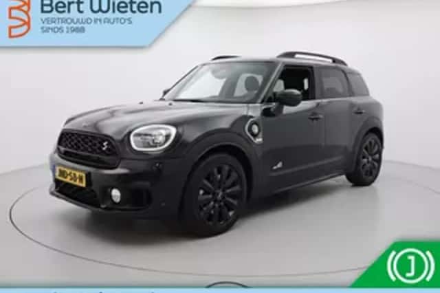 MINI Countryman (2023) thumbnail 1