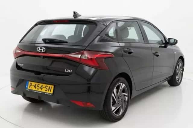 Hyundai i20 (2022) thumbnail 4