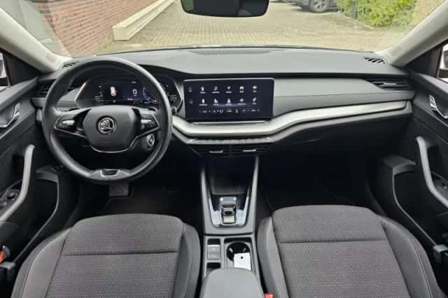 Škoda Octavia (2021) thumbnail 6