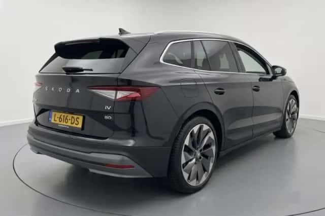 Škoda Enyaq (2021) thumbnail 2