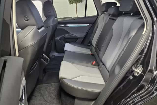 Škoda Enyaq (2021) thumbnail 6