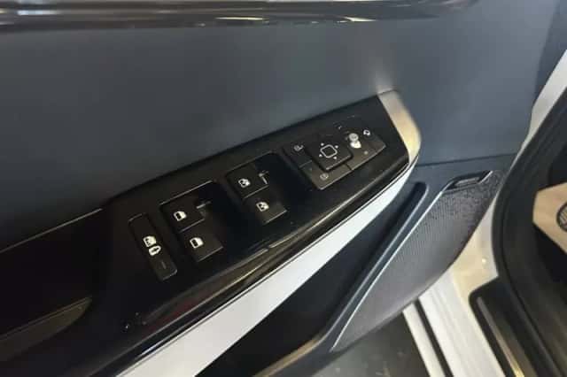 Kia EV6 (2021) thumbnail 5