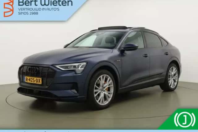 Audi e-tron (2021) thumbnail 2