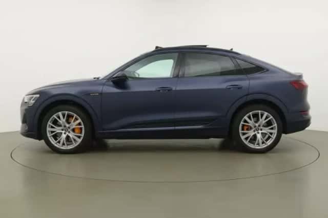 Audi e-tron (2021) thumbnail 3