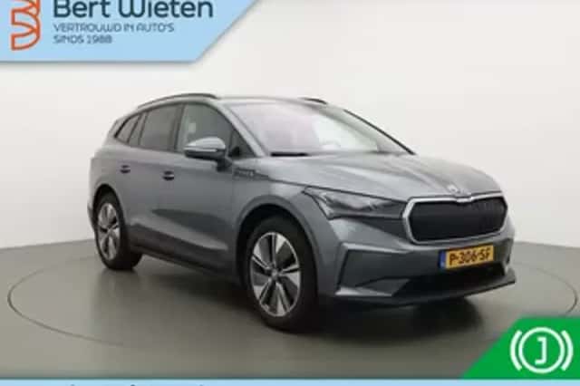Škoda Enyaq (2022) thumbnail 1