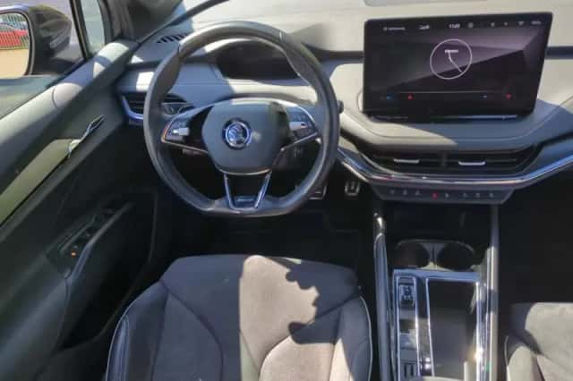 Škoda Enyaq (2021) thumbnail 3