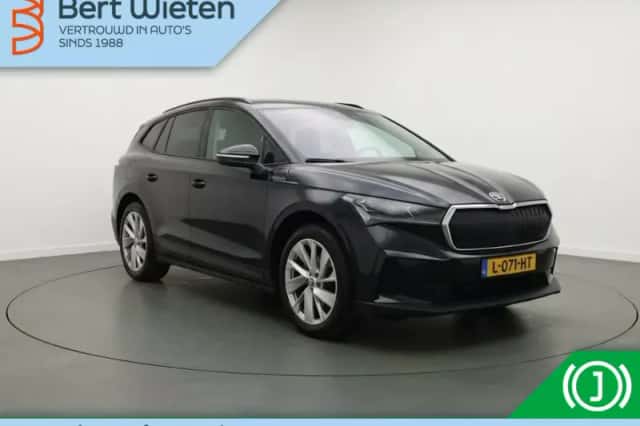 Škoda Enyaq (2021) thumbnail 2