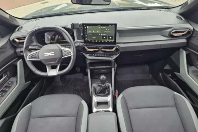 Dacia Bigster (2025) thumbnail 4