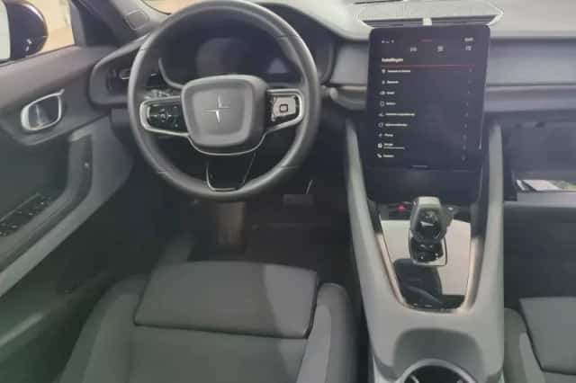 Polestar 2 (2021) thumbnail 4