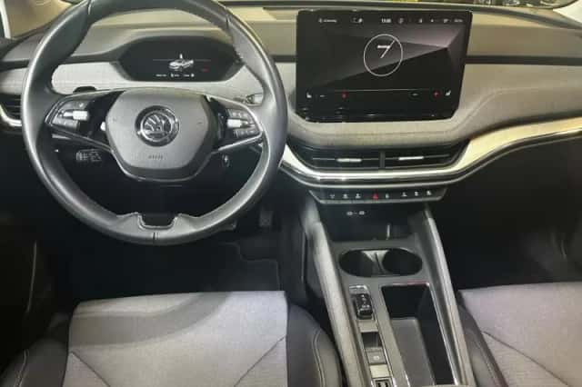 Škoda Enyaq (2022) thumbnail 3