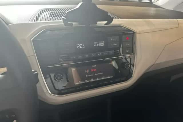 SEAT Mii (2021) thumbnail 4