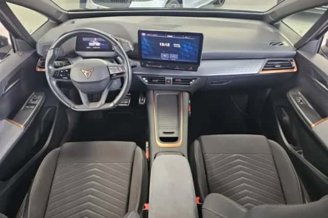 CUPRA Born (2022) thumbnail 4