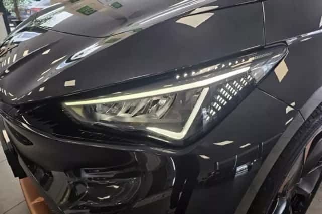 CUPRA Born (2022) thumbnail 5