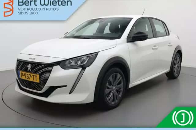 Peugeot e-208 (2022) thumbnail 2
