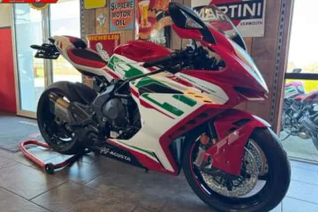 MV AGUSTA F3 (2025) thumbnail 2