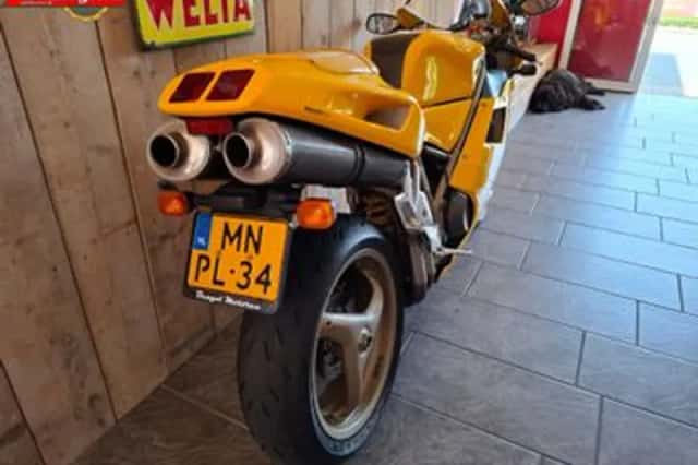 DUCATI 748 (2000) thumbnail 5