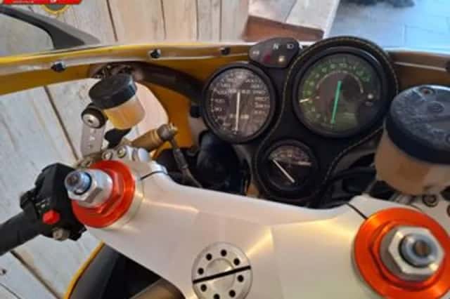 DUCATI 748 (2000) thumbnail 6