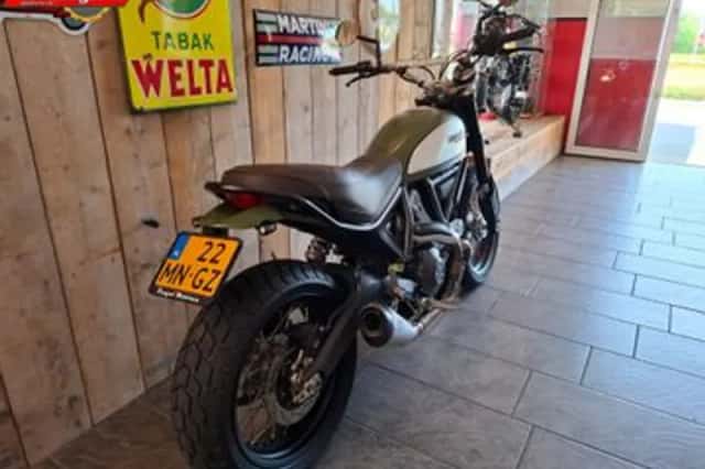 DUCATI SCRAMBLER (2015) thumbnail 4