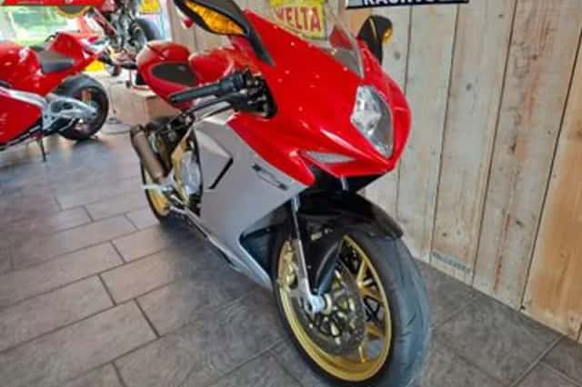 MV AGUSTA F3 (2012) thumbnail 2