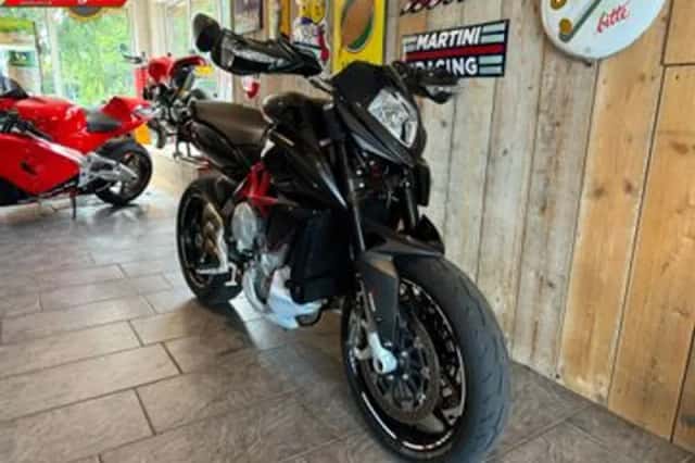 MV AGUSTA RIVALE (2017) thumbnail 3