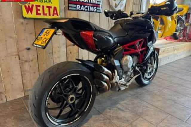 MV AGUSTA RIVALE (2017) thumbnail 4