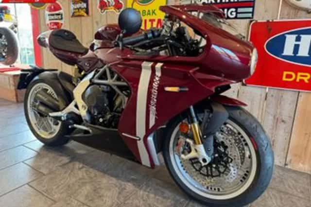MV AGUSTA SUPERVELOCE (2025) thumbnail 3