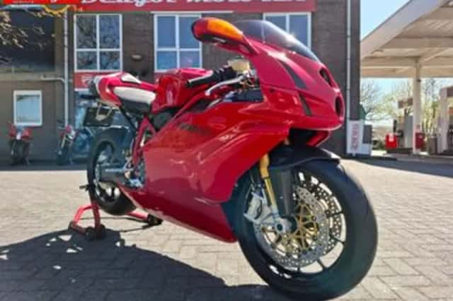 DUCATI 999 (2005) thumbnail 2