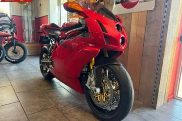 DUCATI 999 (2005) thumbnail 5