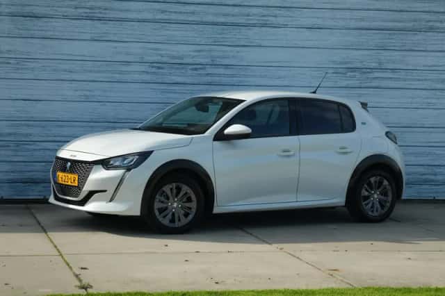 Peugeot e-208 (2020) thumbnail 1