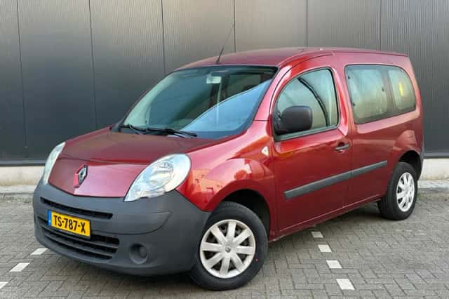 Renault Kangoo (2010) thumbnail 3