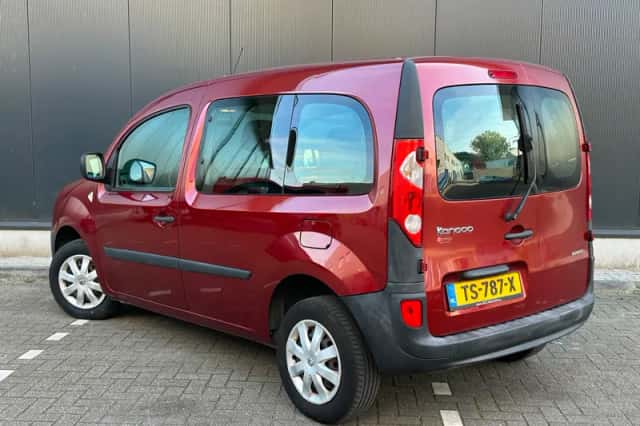 Renault Kangoo (2010) thumbnail 4