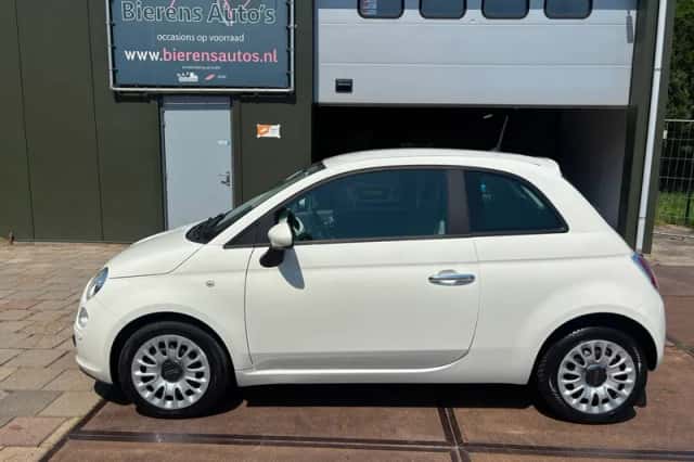 Fiat 500 (2015) thumbnail 2