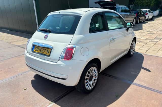 Fiat 500 (2015) thumbnail 5