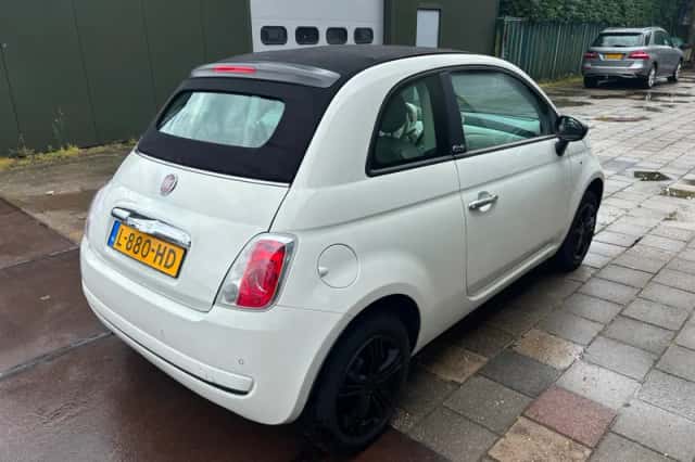 Fiat 500C (2010) thumbnail 3