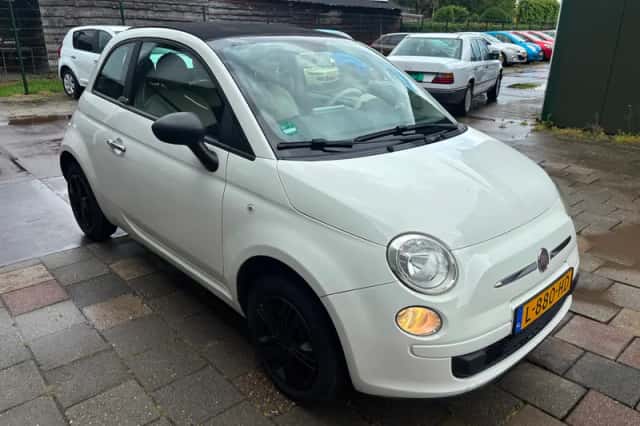 Fiat 500C (2010) thumbnail 4