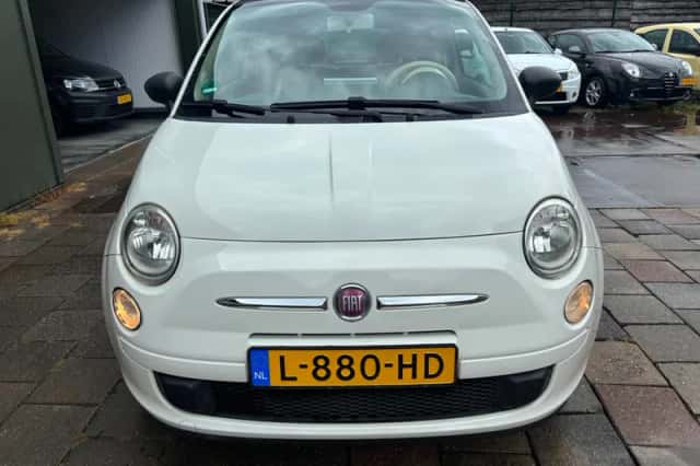 Fiat 500C (2010) thumbnail 5