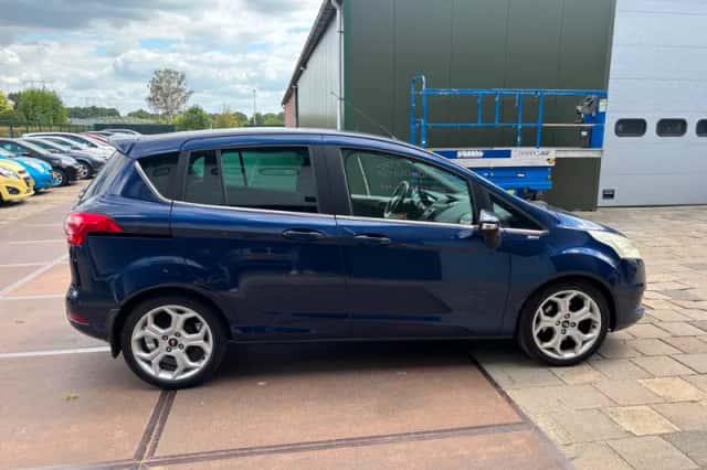 Ford B-Max (2013) thumbnail 6