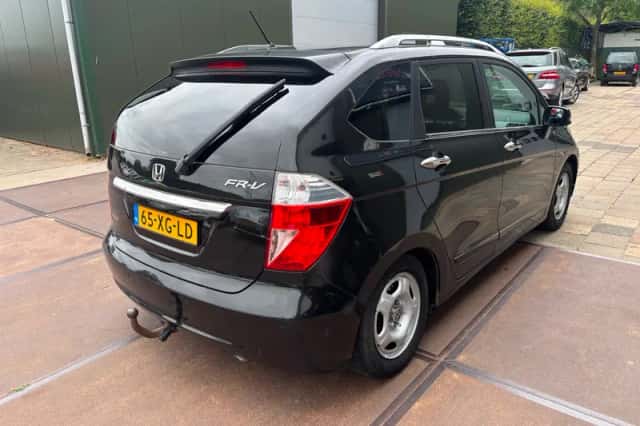 Honda FR-V (2007) thumbnail 5