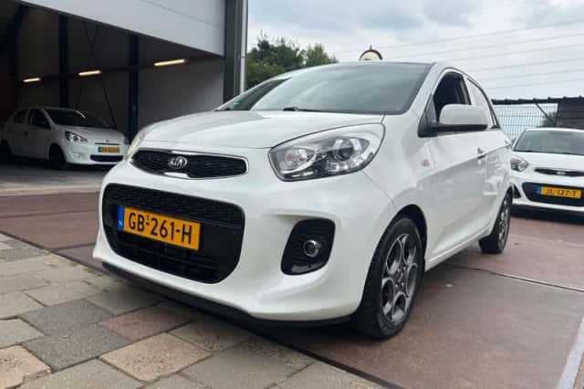 Kia Picanto (2015) thumbnail 1