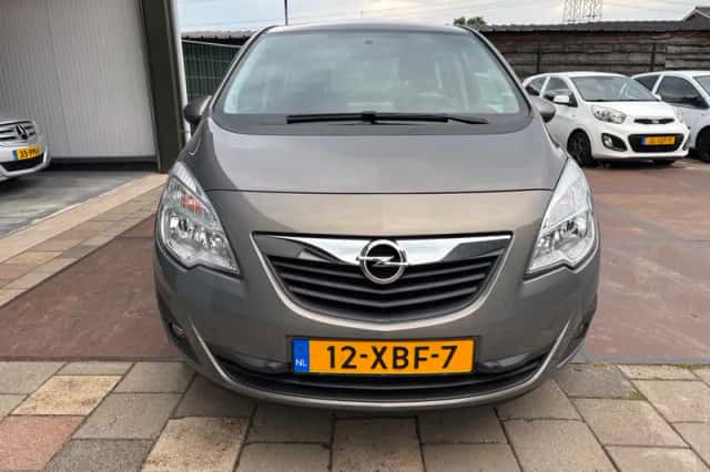 Opel Meriva (2012) thumbnail 5