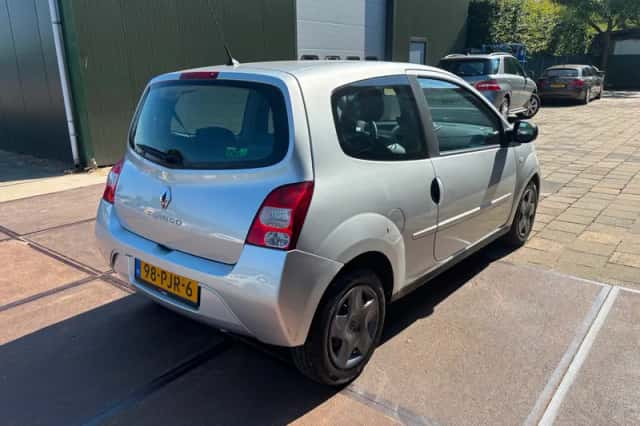Renault Twingo (2011) thumbnail 5