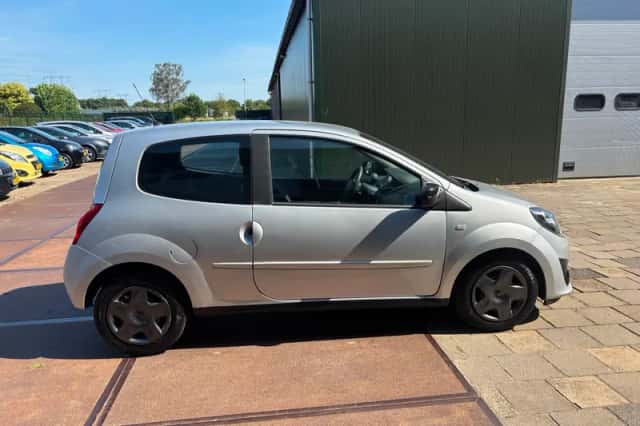 Renault Twingo (2011) thumbnail 6