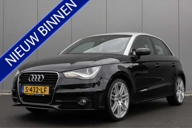 Audi A1 (2012) thumbnail 1