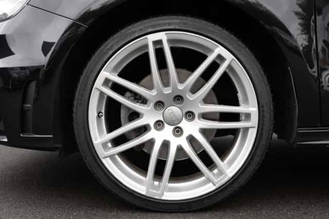 Audi A1 (2012) thumbnail 4